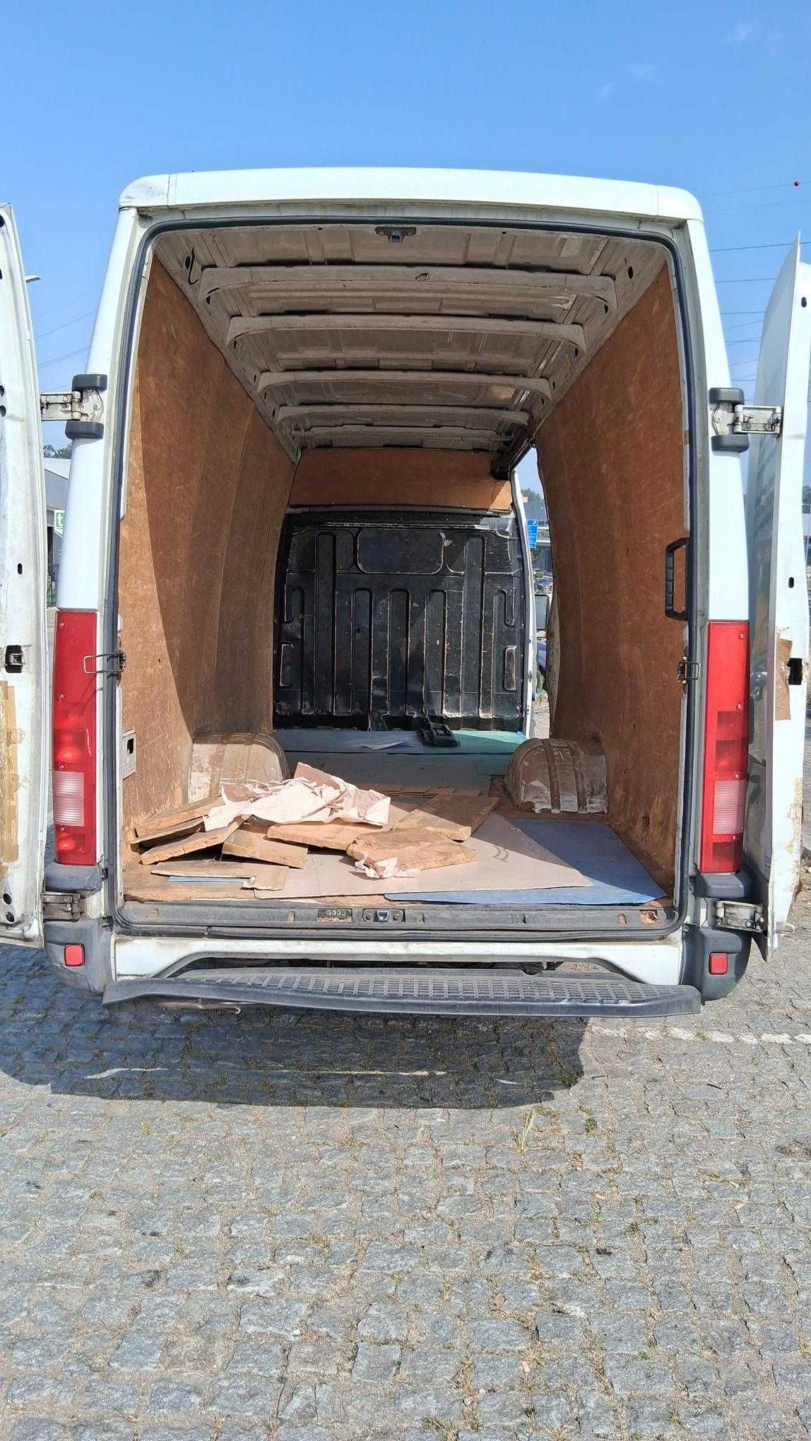 Iveco Daily Longa 35C14 3.0 Rodado Duplo