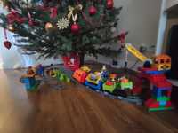 Kolejka LEGO Duplo z dodatkowym zestawem torów, zwrotnicą i przejazdem
