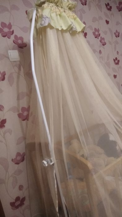 Балдахін  без  держателя,зашита на  ліжечко.