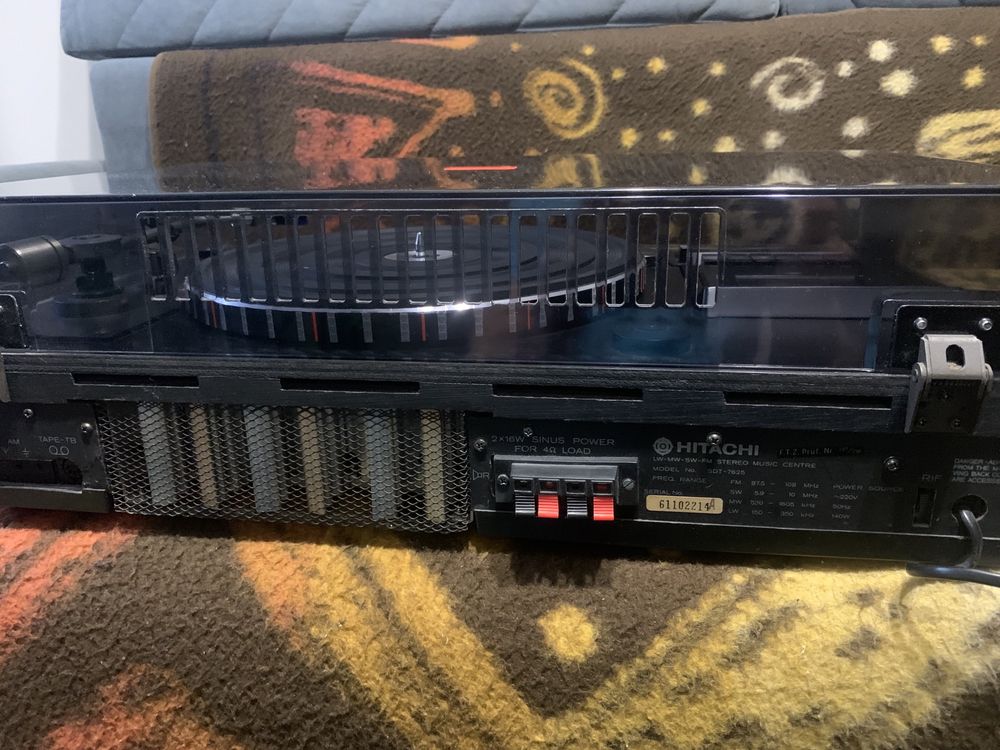 Hitachi stereo muzic center SDT-7625