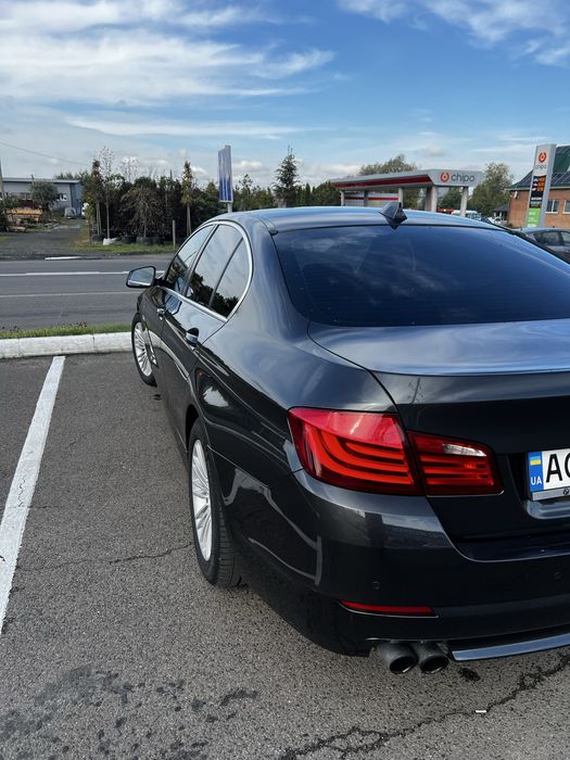 Продаю власне авто бмв ф 10