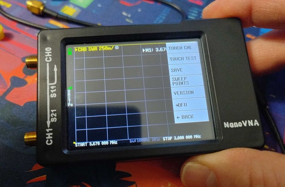 wektorowy analizator antenowy NanoVNA - H