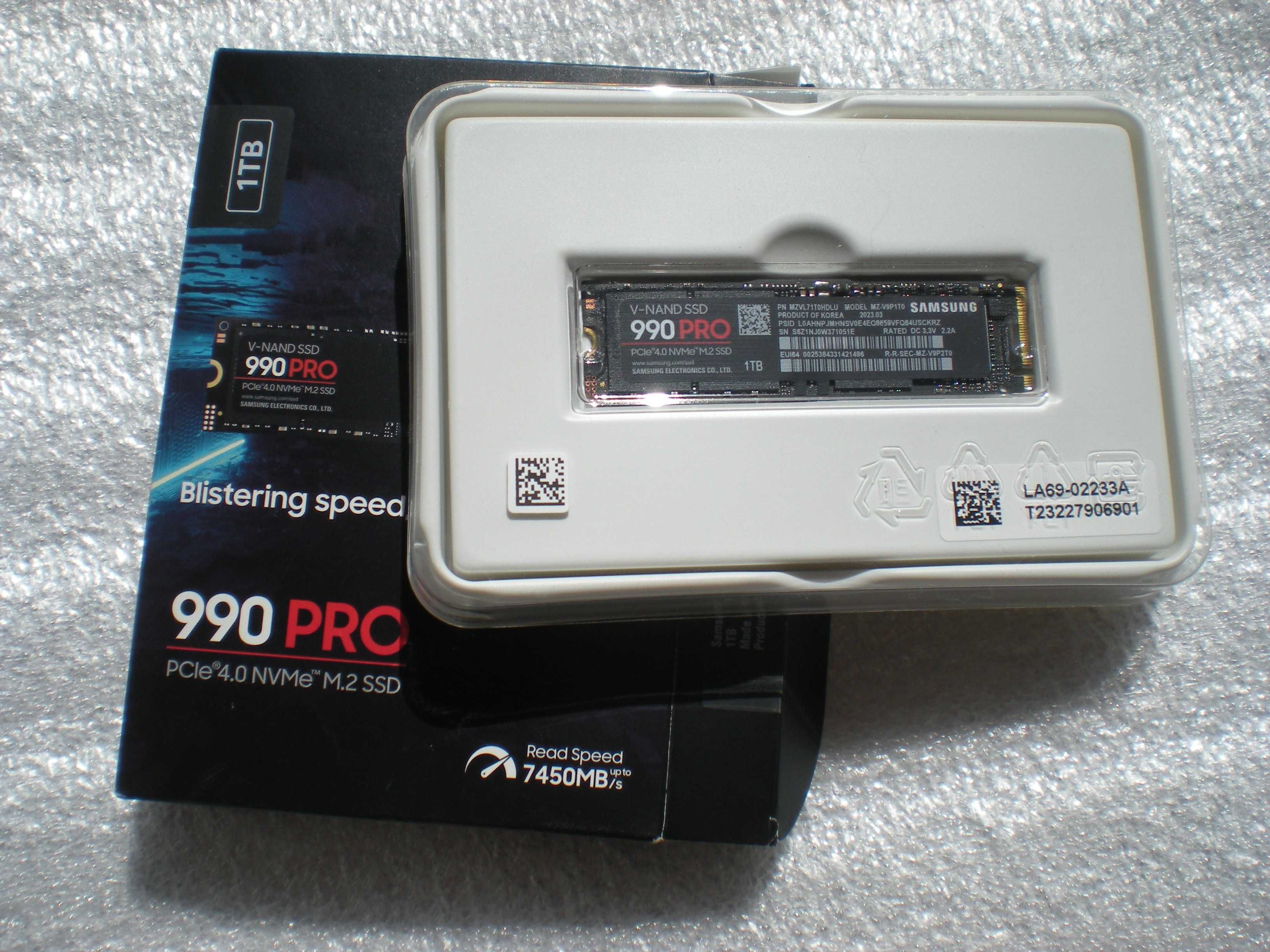 SSD диск Samsung 990 Pro 1TB M.2 PCIe 4.0 x4 NVMe 2.0 V-NAND 3bit MLC
