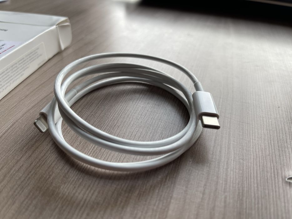 Оригінальний  кабель  для iPhone 14 Lighting to Type c