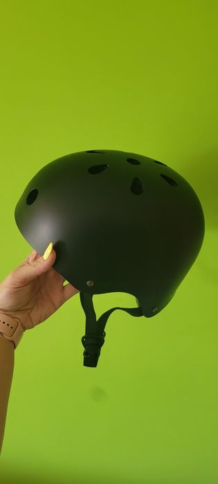 Kask rowerowy czarny