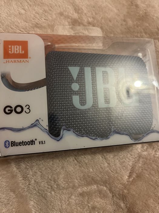 Колонка , JBL гарна , та сучасна