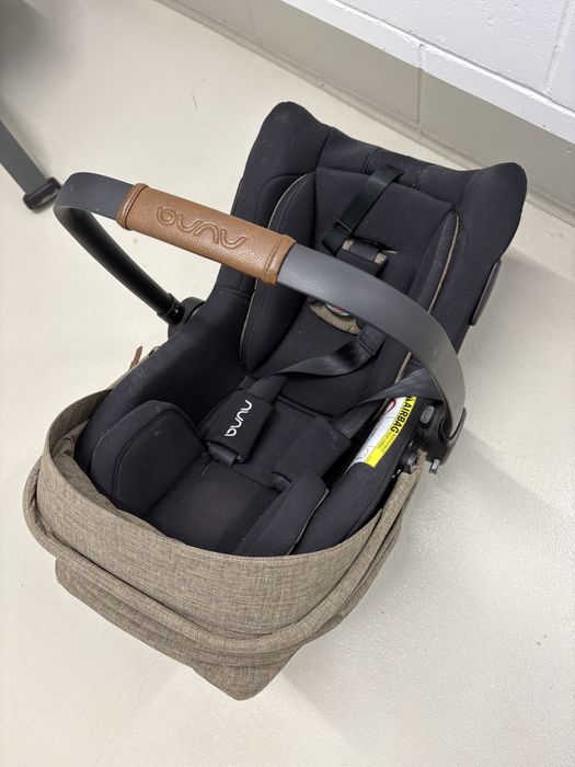 Nuna Pipa Next Fotelik Isofix z bazą