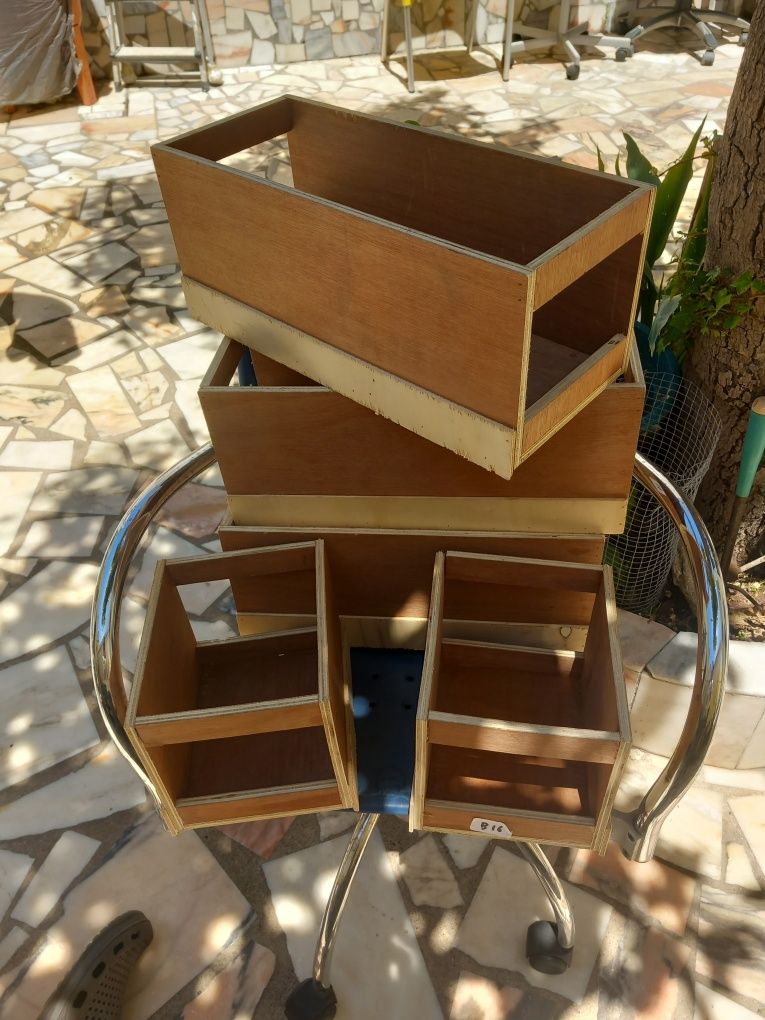 5 Caixas MDF + Poleiro + Gaiolas Aves