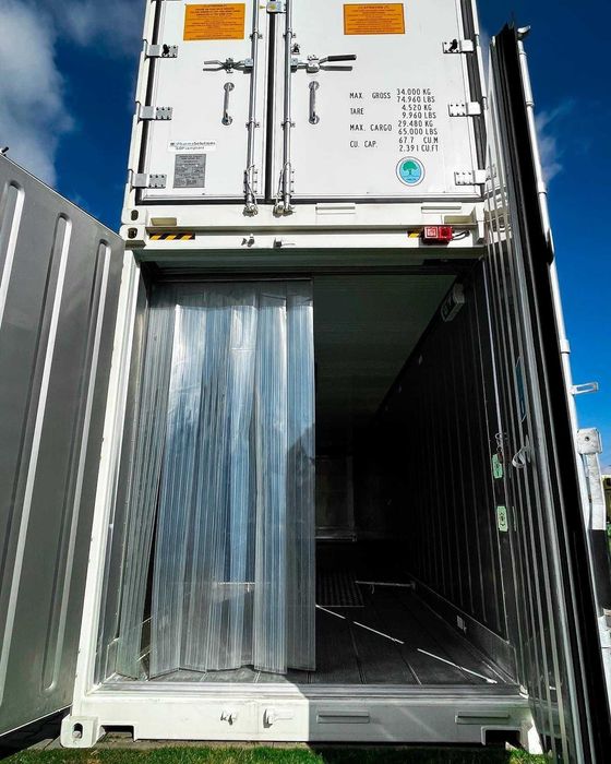 Kontener chłodnia/mroźnia CM55S płaska podłoga wynajem, kurtyna itp.