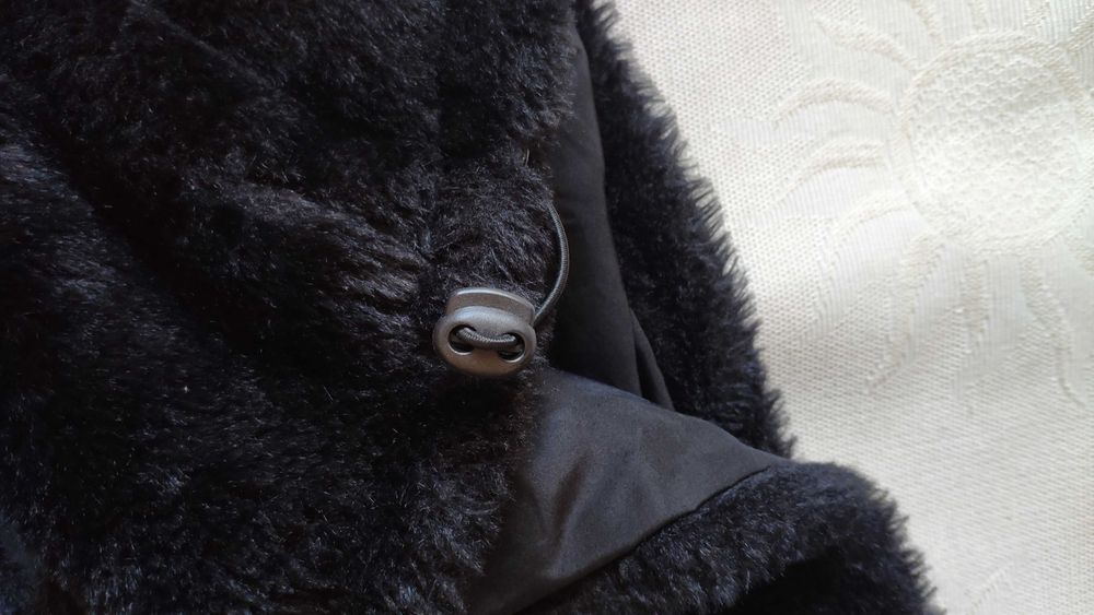 Бомбер Тедді Pull and Bear укорочена шубка анорак