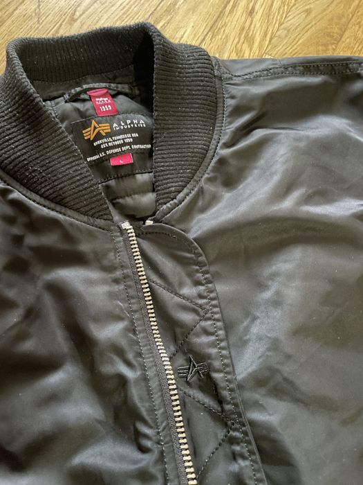 Alpha industries бомбер куртка