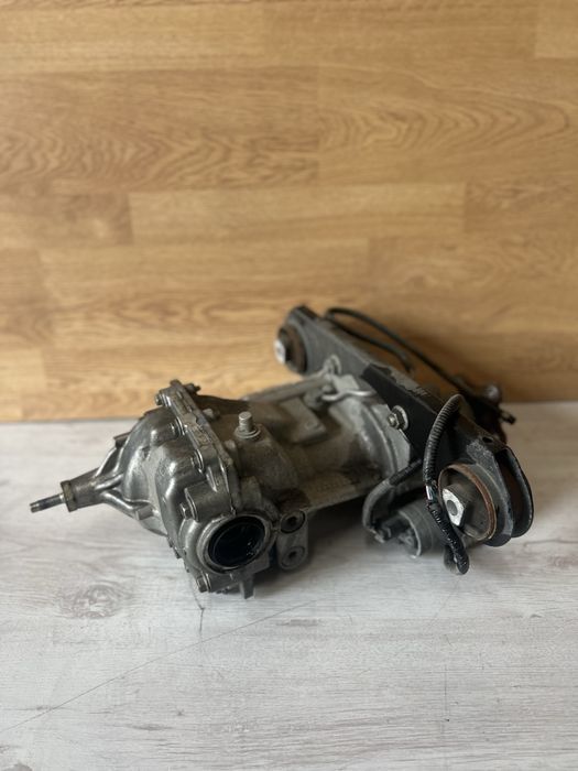 Задний дифференциал редуктор Nissan Rogue 21-24 AWD 10к  383006RE1A