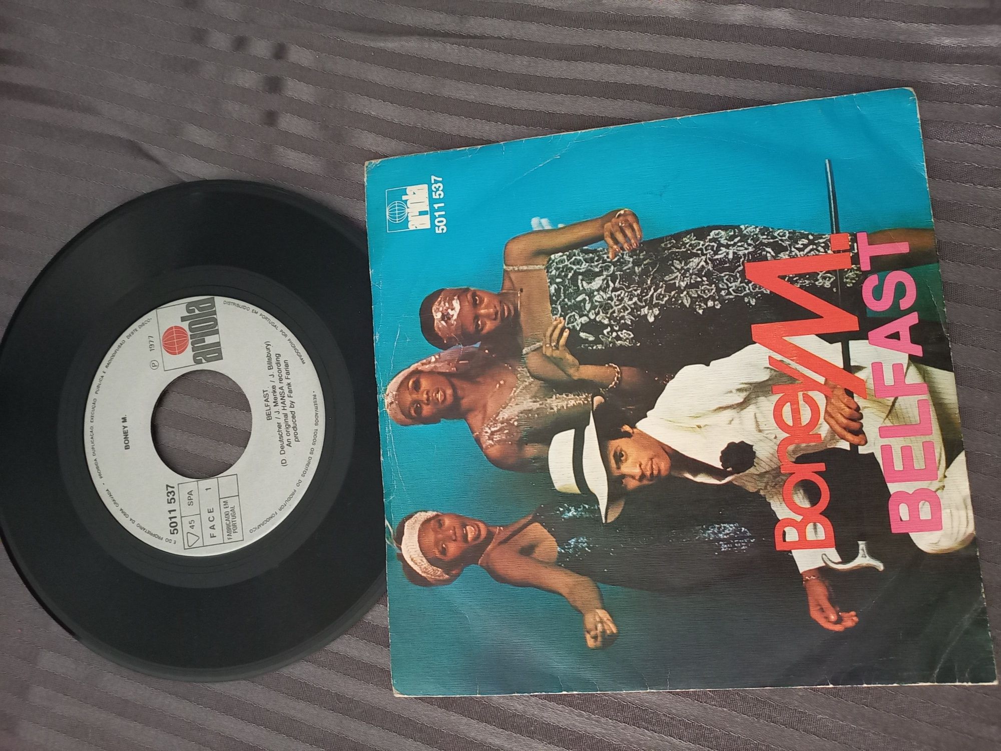 Singles discos de vinil kim Wilde,Boney M, Lynsey de Paul e Mike Moran