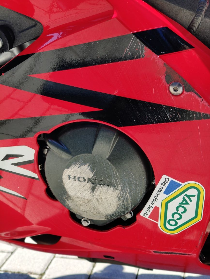 Honda 954 rok 2002