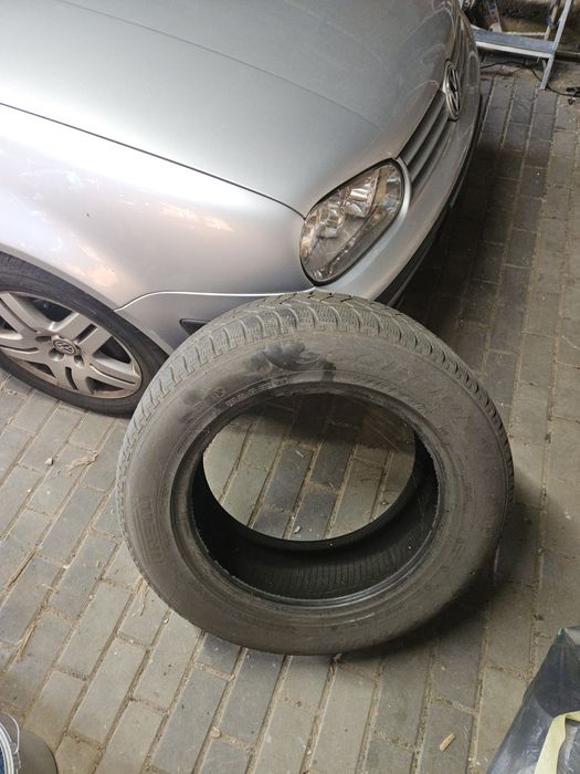 Opony zimowe 235/60/18 Pirelli