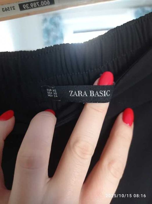 Eleganckie damskie spodnie materiałowe kuloty czarne Zara rozmiar XS S