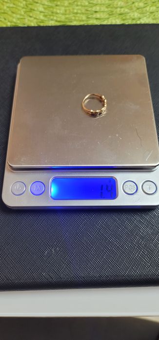 Золотые украшения 3 колечка браслет и серёжка