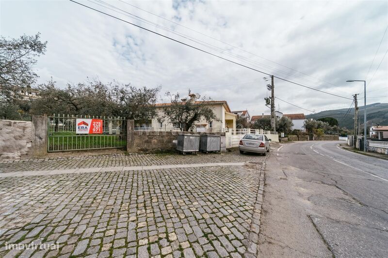 Lote / Covilhã, Barco e Coutada