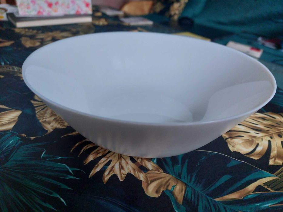 Miski białe, nowe, 23 cm Ikea, 4 szt