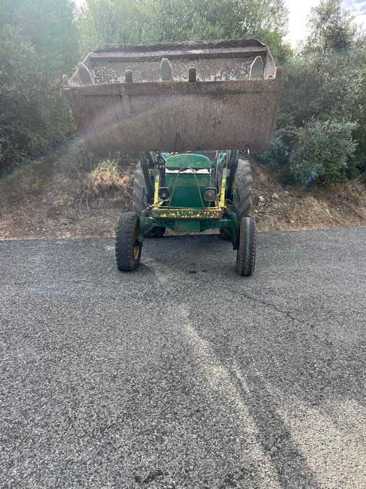 John Deere 2030 c/ carregador frontal