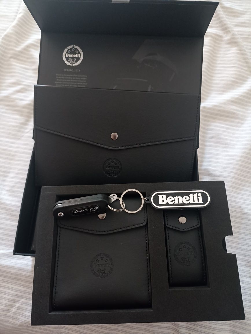 Vendo Benelli Leoncino 500 Trail (carta A2)