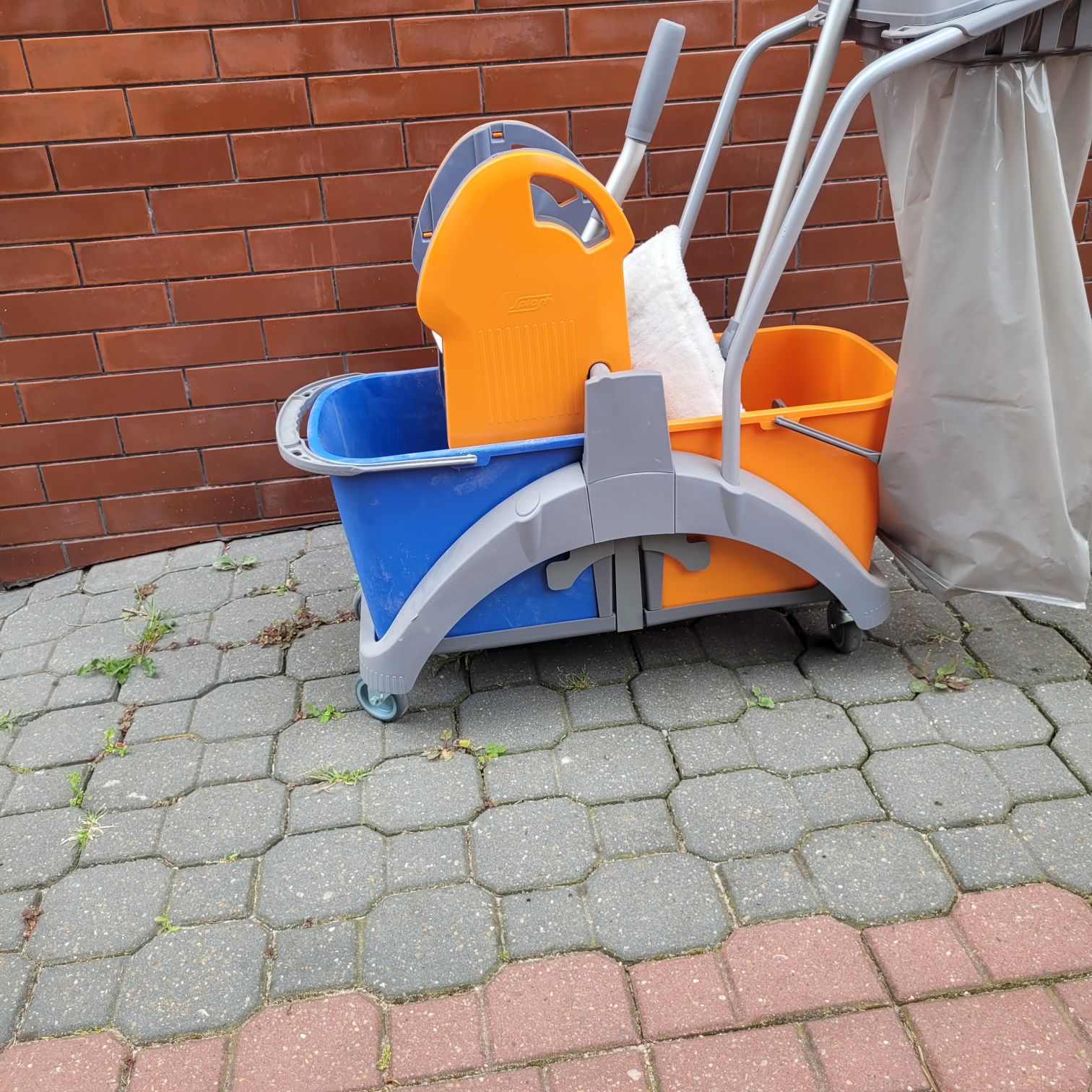 Dwuwiaderkowy wózek do sprzątania, mop Splast