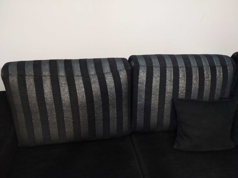 Novo Sofá chaise longue +2 puffs