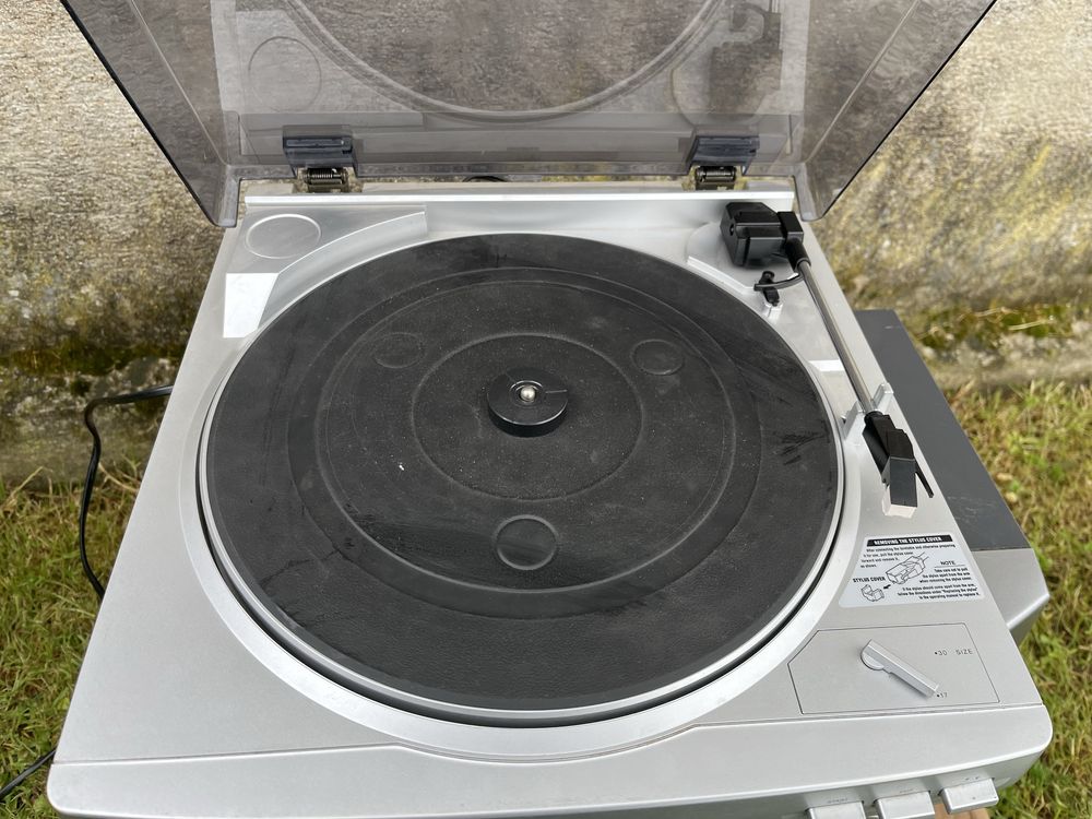 Gramofon Aiwa PX-E880