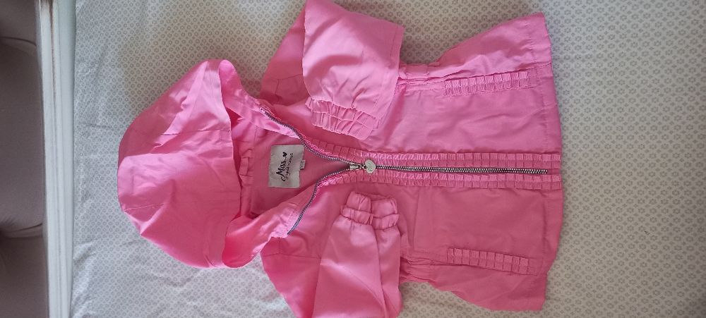 Курточка для дівчинки