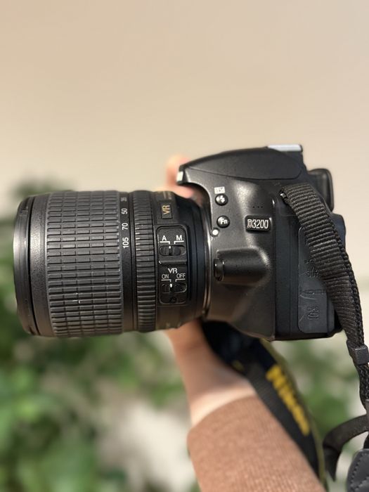 Nikon d3200 + NIKKOR 18-105 VR kit