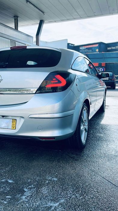Opel Astra GTC 1.7 CDTi