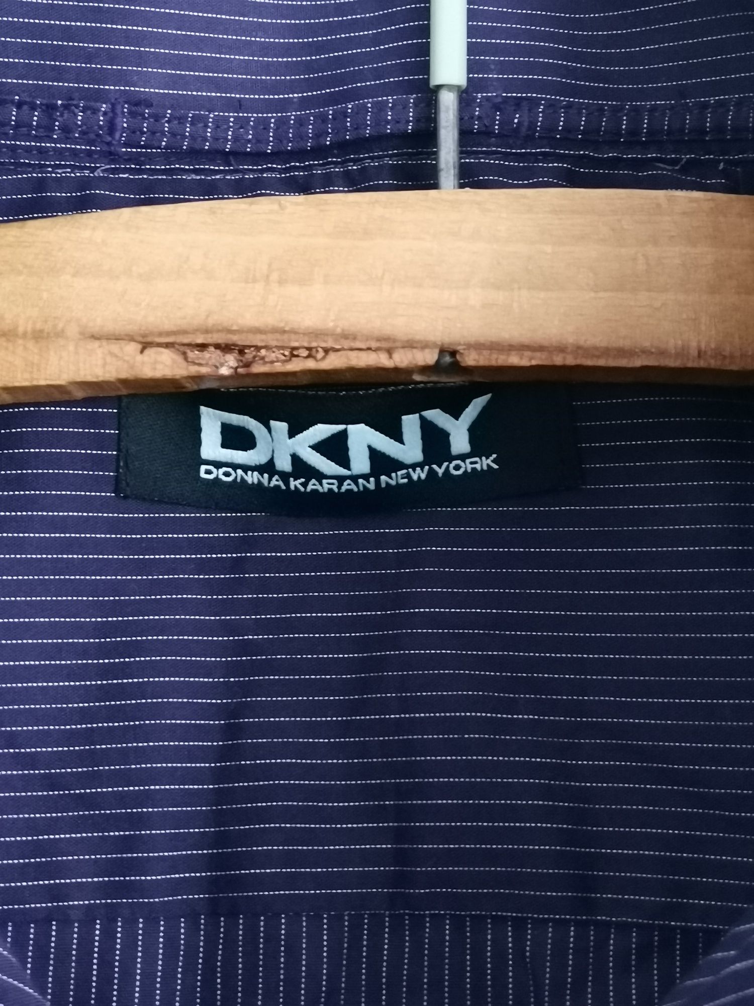 Bawełniana fioletowa koszula w paski DKNY bawełna S M