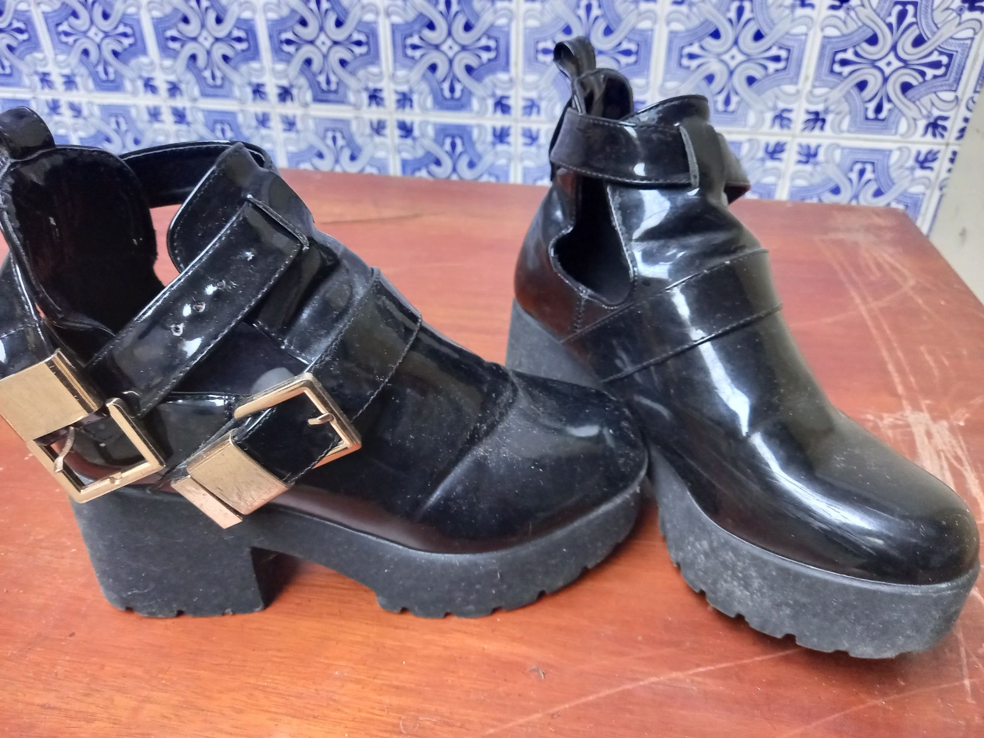 Vendo sapatos Usados