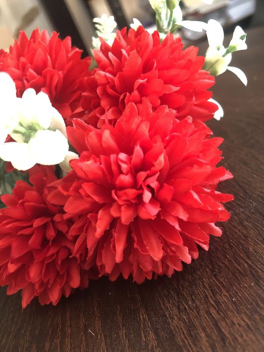 Bukiet sztucznych kwiatków 48tknkw