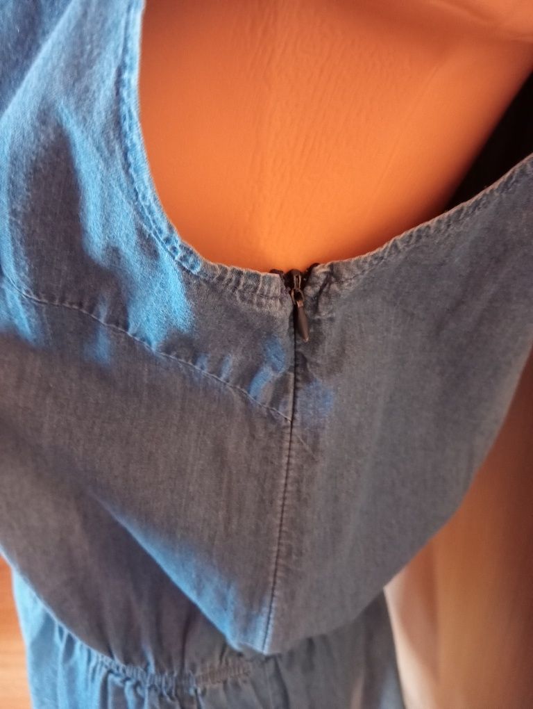 Śliczna sukienka miekkie jeans marki Ambitionfly rozmiar L/40