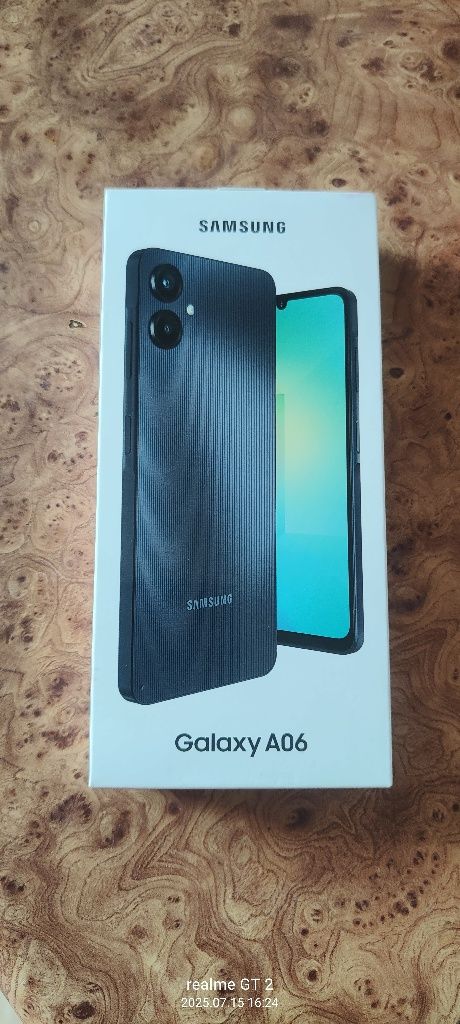 Продам Samsung A06 повністю новий на гарантії.