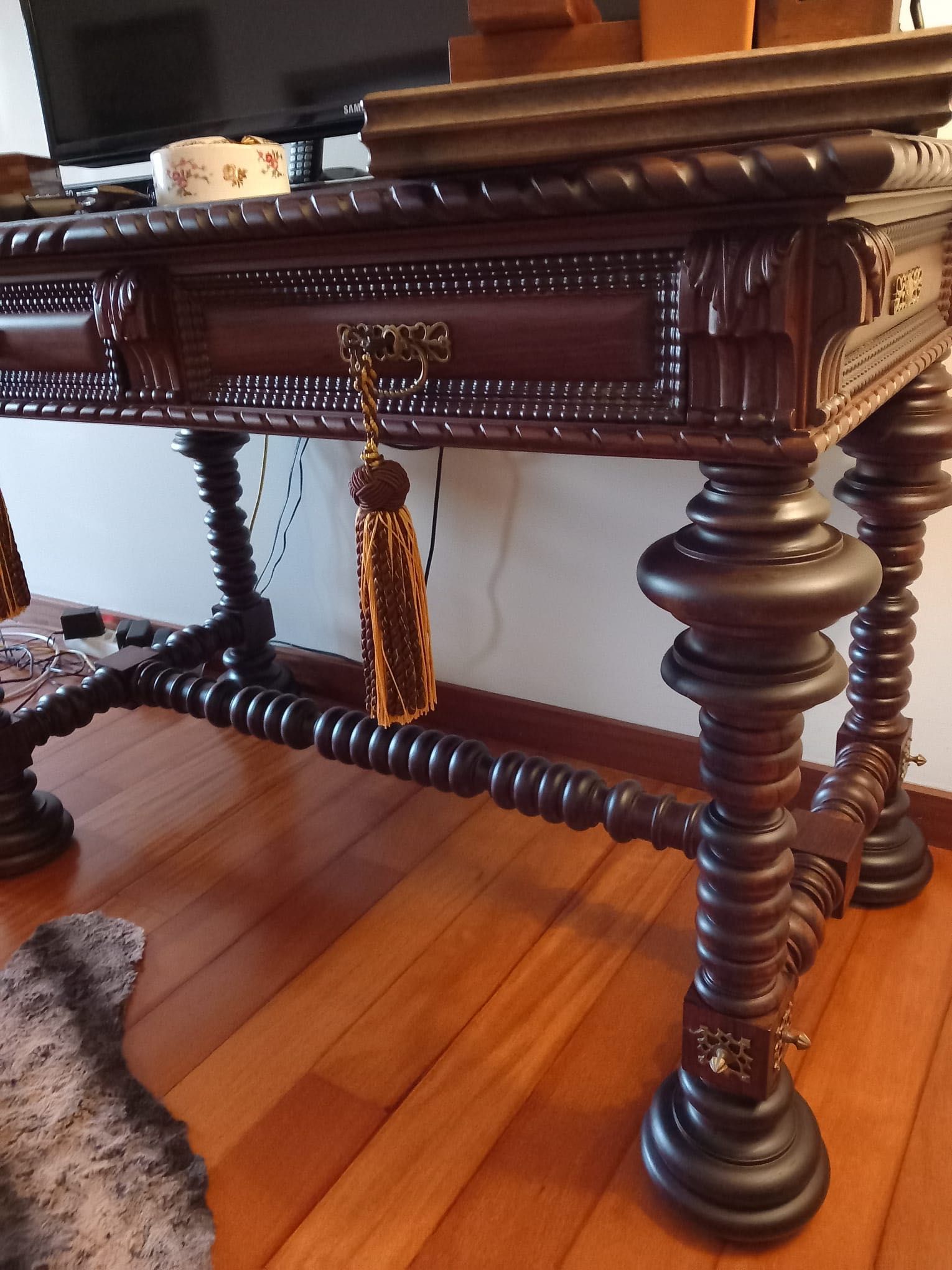 Mesa pau santo maciço