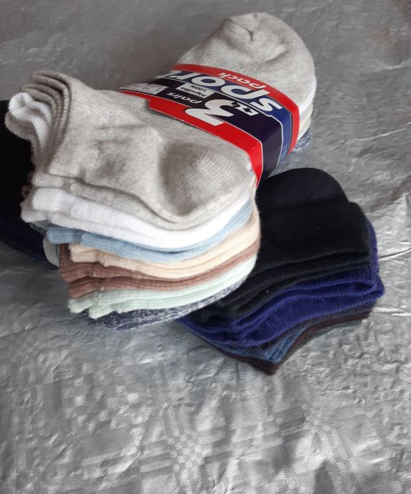 13 pares de meias curtas em algodão