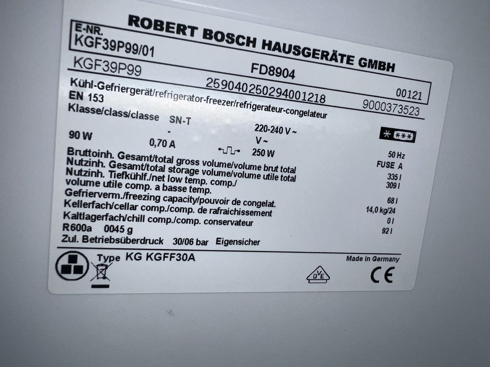 Холодильнтк Bosch no frost