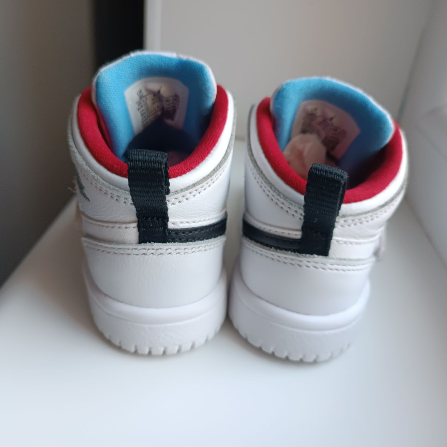 Кроссовки,хайтопи SKY JORDAN 1 (PS) р.22 уст. 13.5 см.