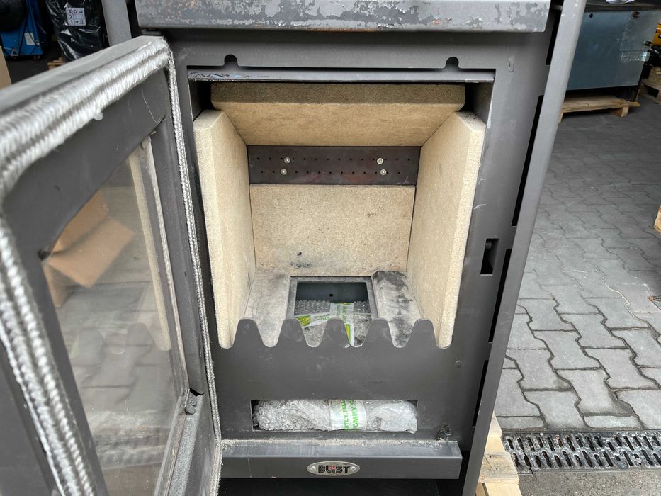 Piec kominek koza nowoczesny stalowy loft BLIST Polar 6,7 kW - II Gat
