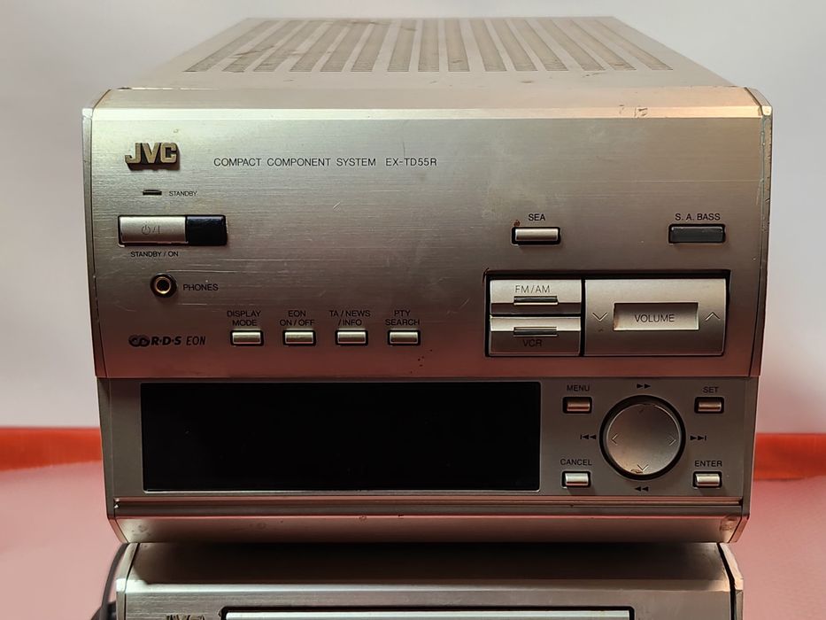 Złota skrzynka grająca