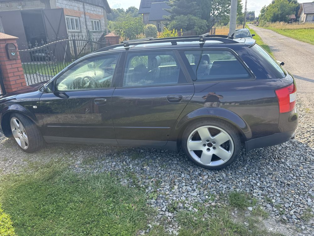 Audi a4b6 quattro