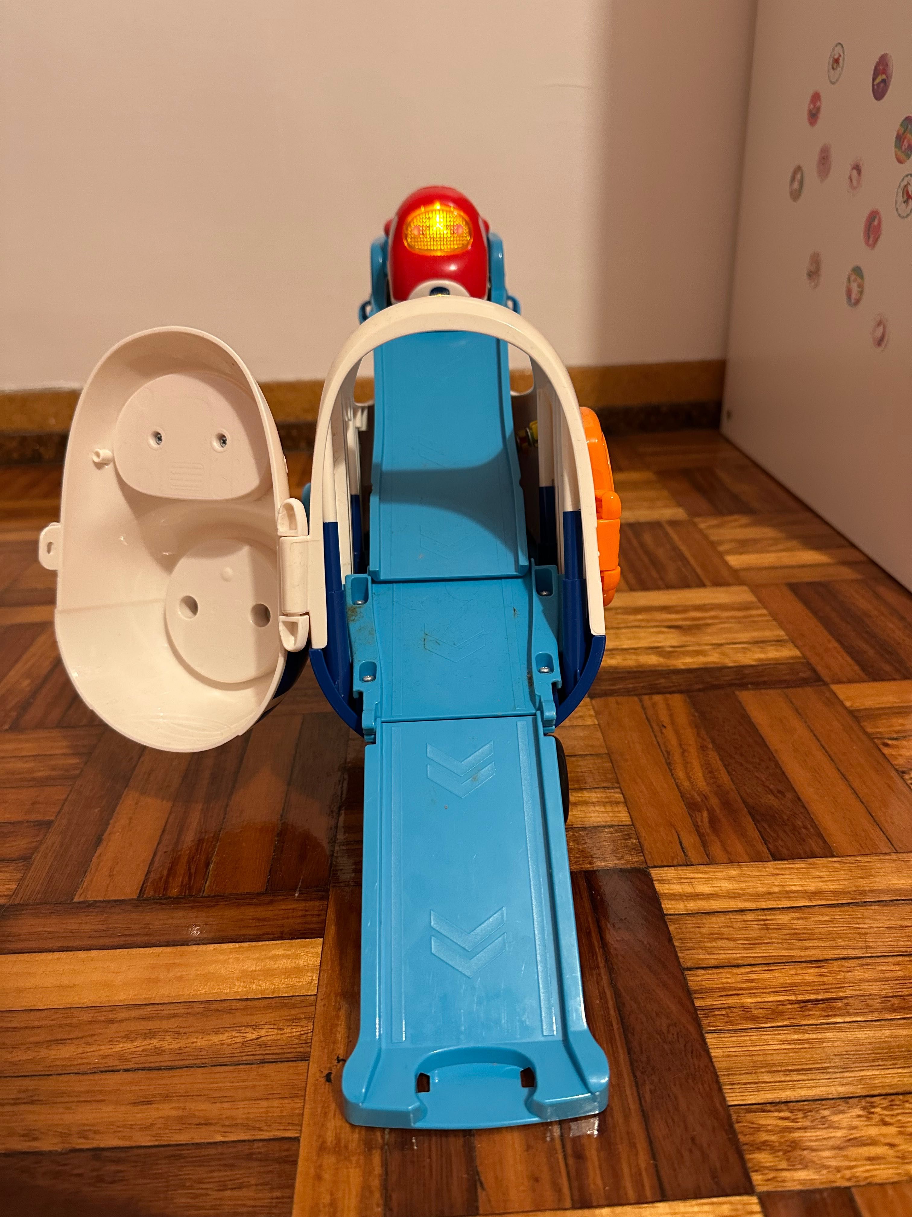 Avião com músicas Vtech