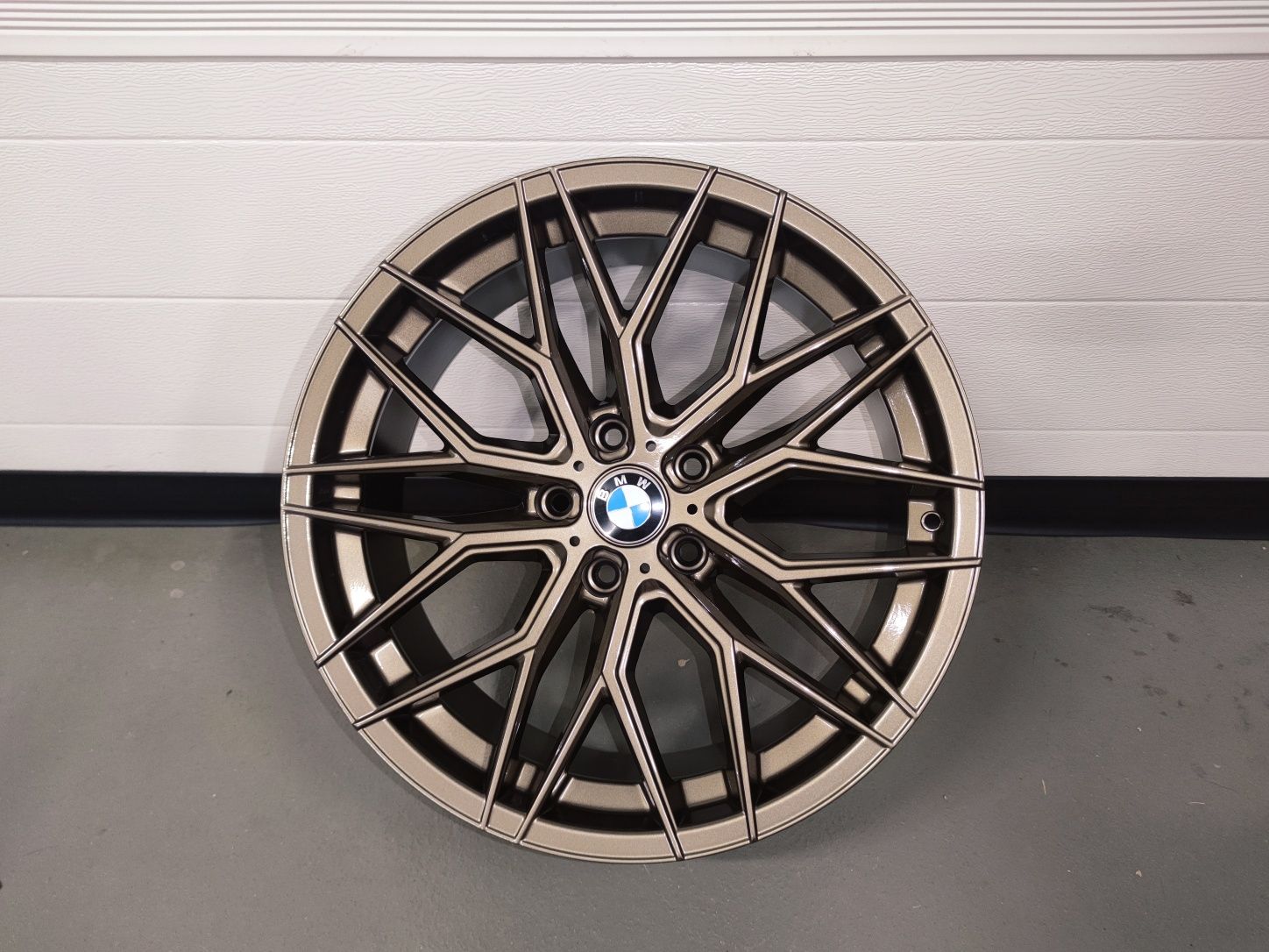 Felgi Arceo Valencia 19 " 5x120 BMW Glossy Bronze