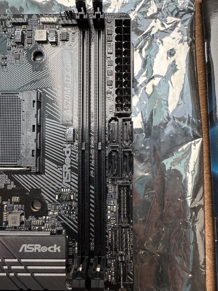 Płyta główna ASRock A520M-ITX/ac (Mini ITX, AM4)