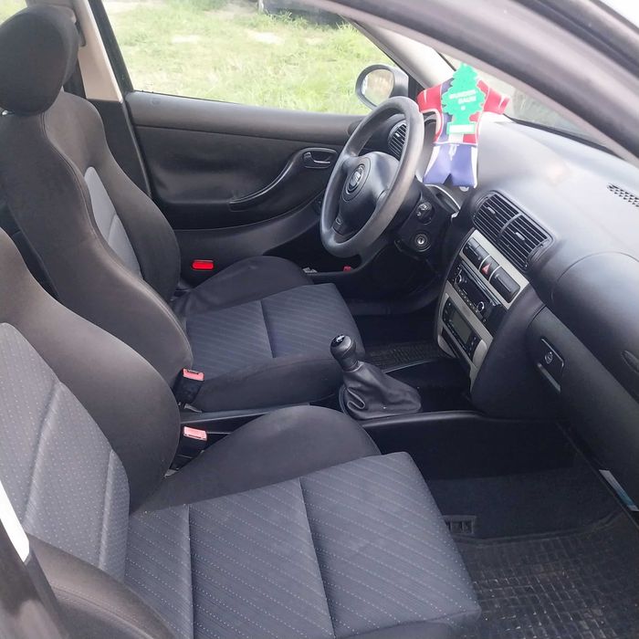 Sprzedam- Seat Leon 2006 diesel
