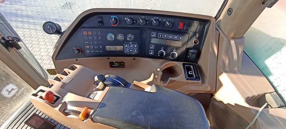 John Deere 8100  (8200 New Holland,Case Fendt )