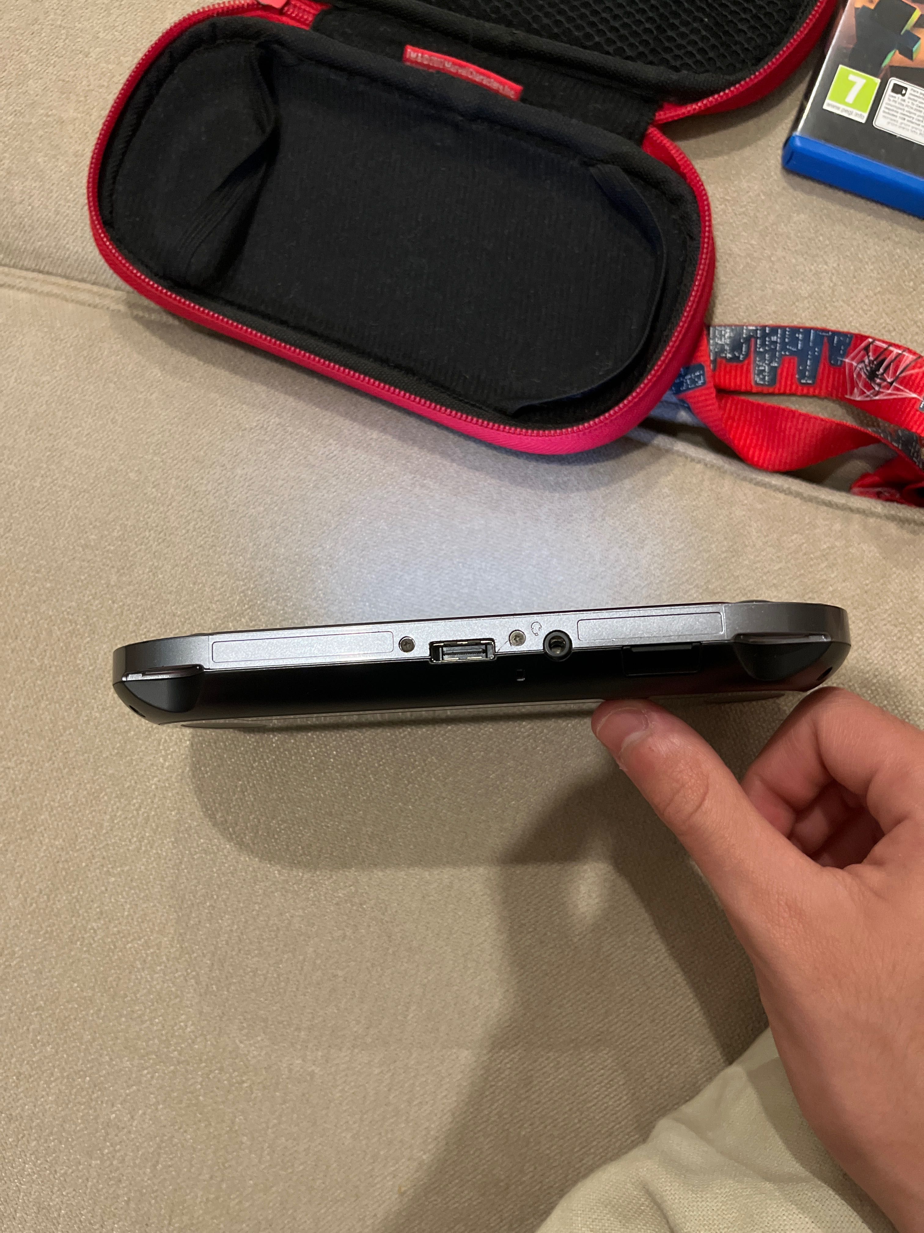 PS Vita em bom estado
