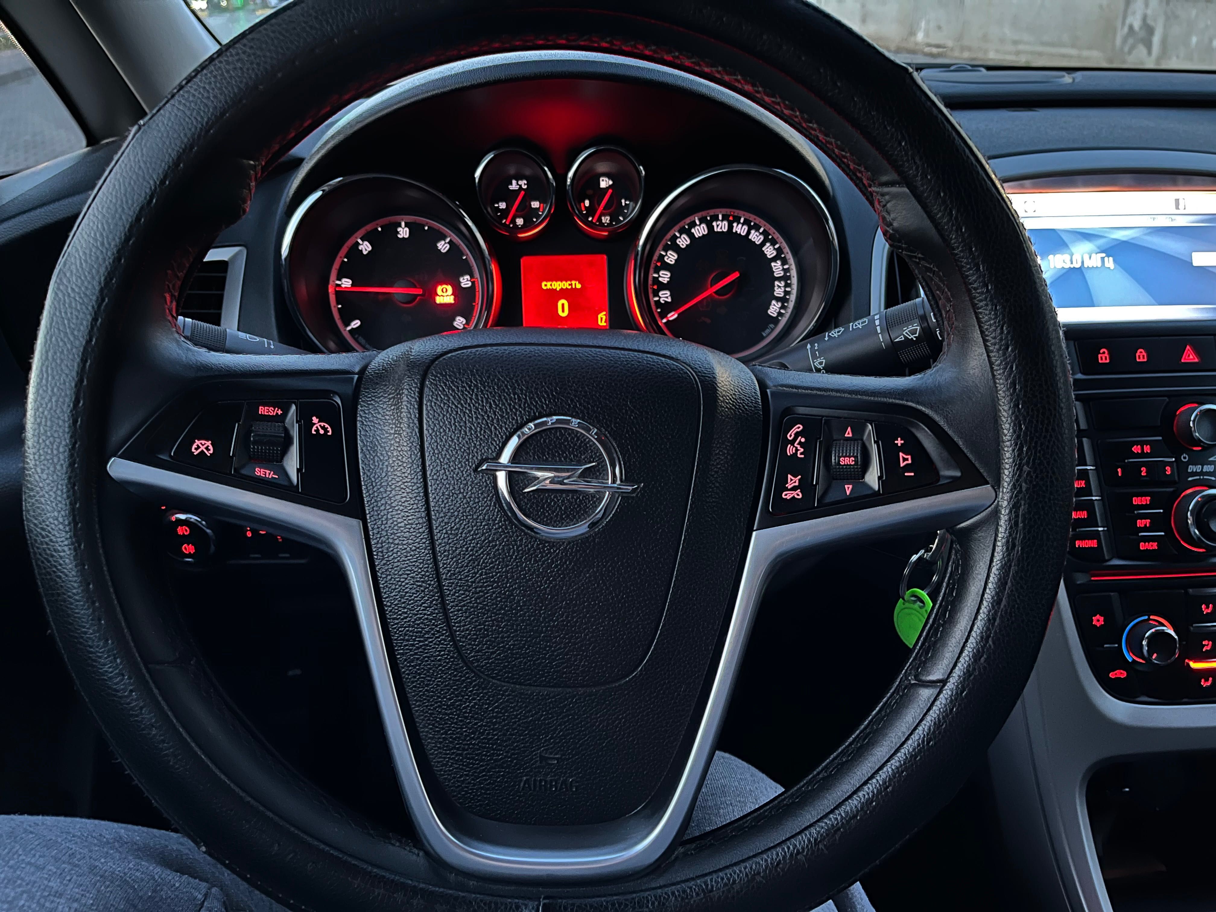 Opel Astra J Sports Tourer